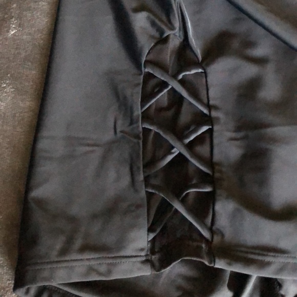 Women’s size 3X black spandex shorts with mesh side - Picture 2 of 7